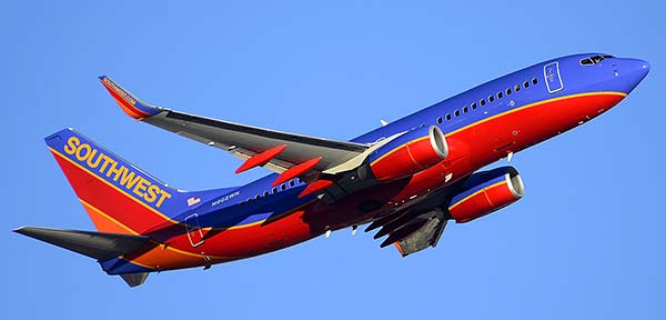 Southwest Boeing 737-7H4 N902WN, Phoenix Sky Harbor, December 24, 2014